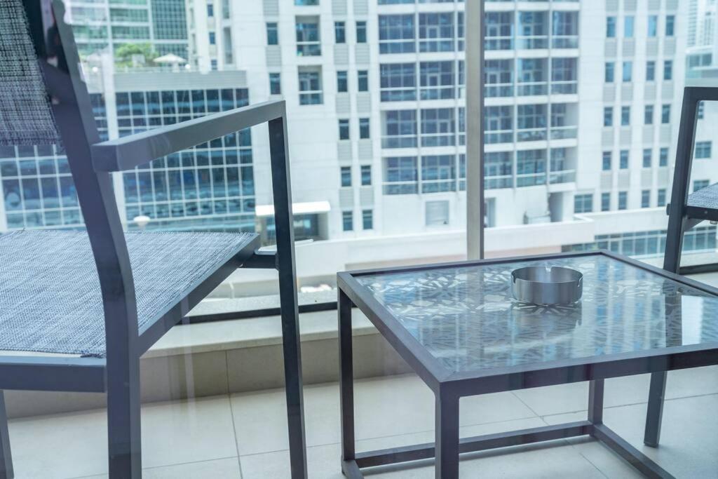 Cozy Studio In Sparkle Tower Jbr By Suiteable Dubai Eksteriør billede