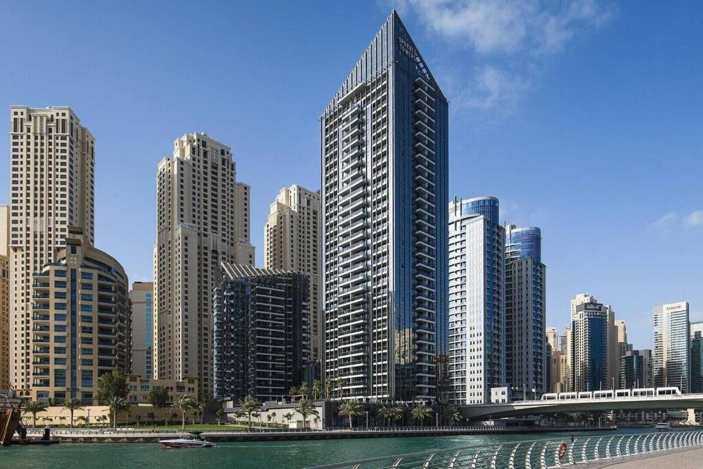 Cozy Studio In Sparkle Tower Jbr By Suiteable Dubai Eksteriør billede